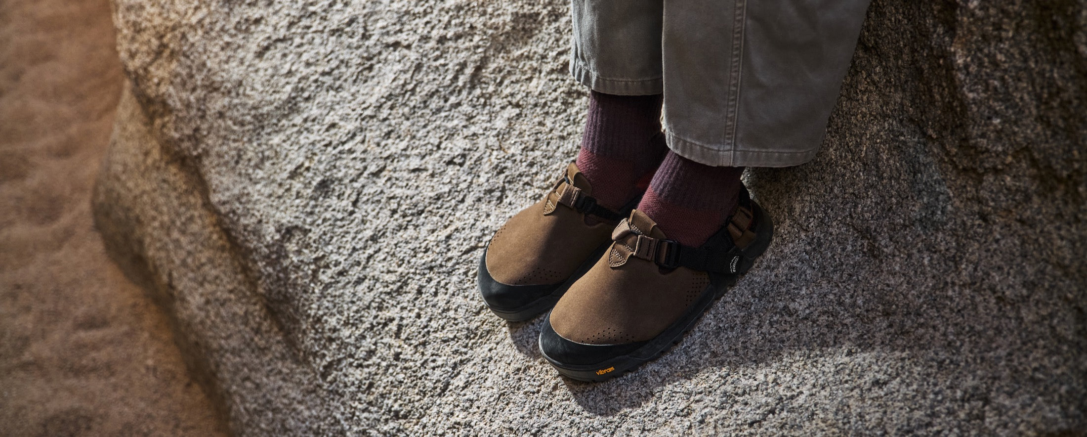 Mountain Clogs in Synthetic Pinecone Brown