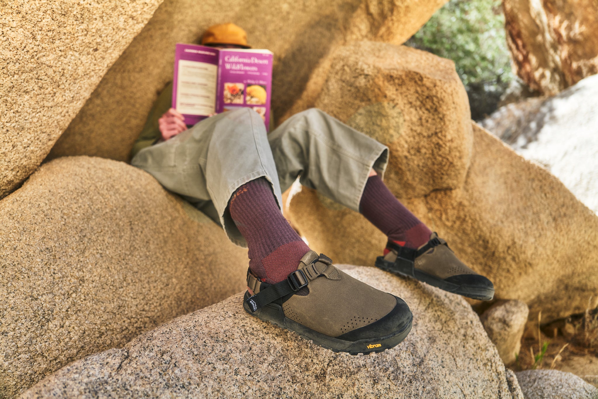 Mountain Clog - Synthetic Suede (Pinecone)