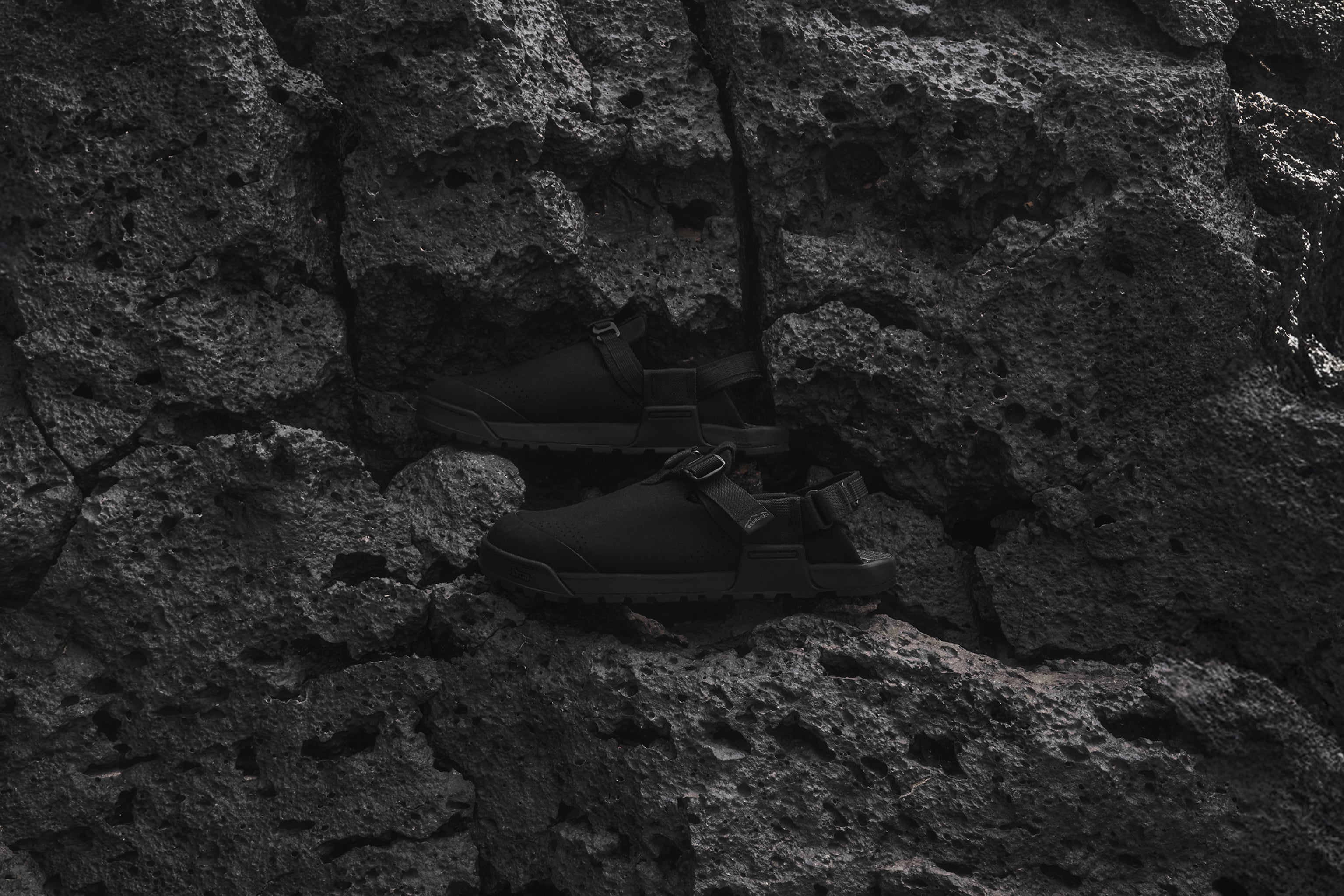 BedrockSandals_JTree_HiRes_BydlonAndrew_L1330001_8f4d4be9-beaf-4541-a24b-dd831c107349.jpg